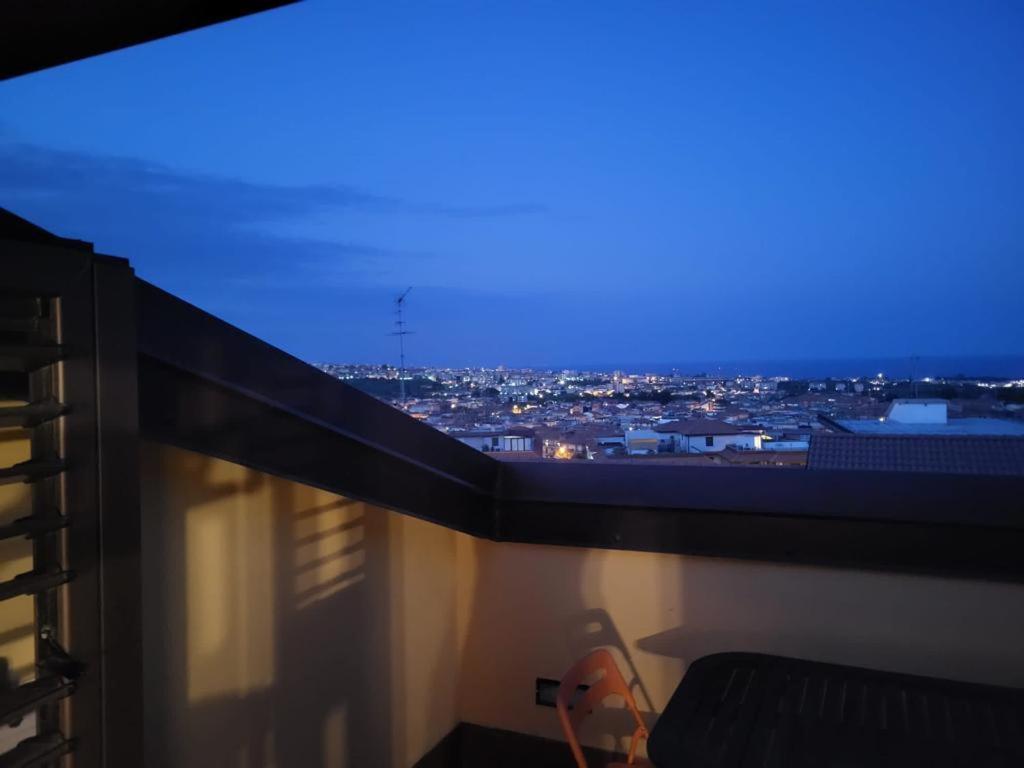 Casa Vacanza Lmt Aci Catena 外观 照片