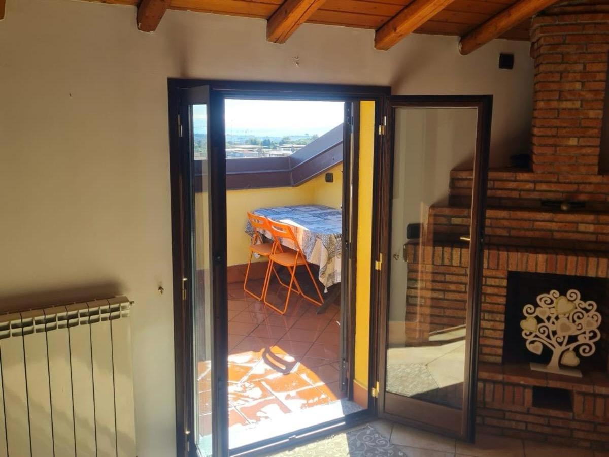 Casa Vacanza Lmt Aci Catena 外观 照片